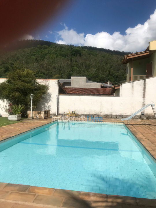 Casa para aluguel de temporada em Monte Alegre do Sul (Girardeli)