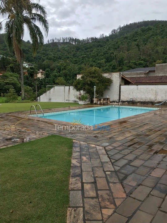 Casa para aluguel de temporada em Monte Alegre do Sul (Girardeli)