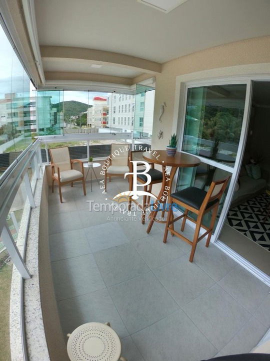 Apartment for vacation rental in Governador Celso Ramos (Praia de Palmas)