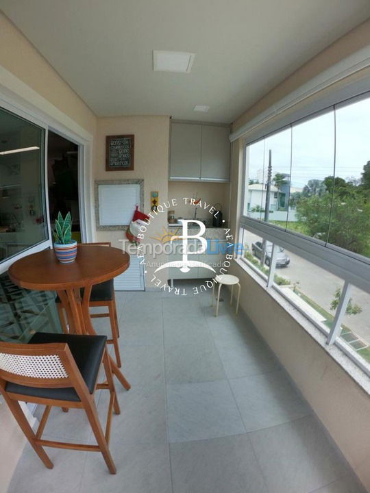 Apartment for vacation rental in Governador Celso Ramos (Praia de Palmas)