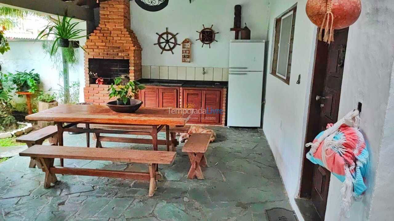 Casa para alquiler de vacaciones em São Sebastião (Varadouro)