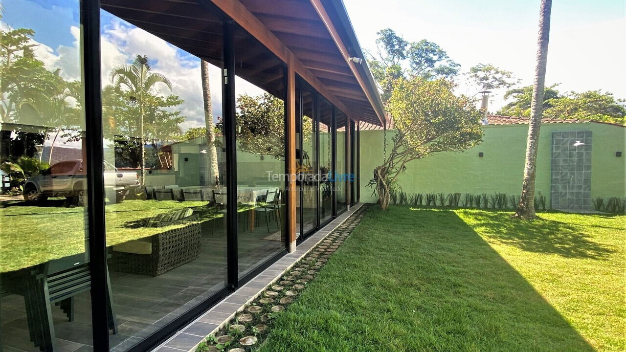 Casa para alquiler de vacaciones em Ubatuba (Praia da Fortaleza)