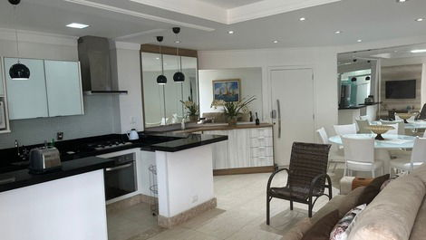 RIVIERA: Apt 2Dorms (1Suite), air, 6 guests, with larger leisure area, M6