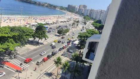 APARTAMENTO COM VISTA MAR