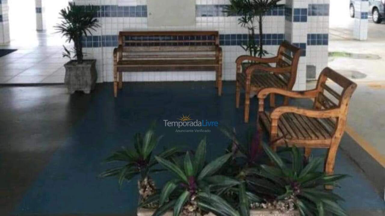 Apartamento para aluguel de temporada em Ubatuba (Praia das Toninhas)