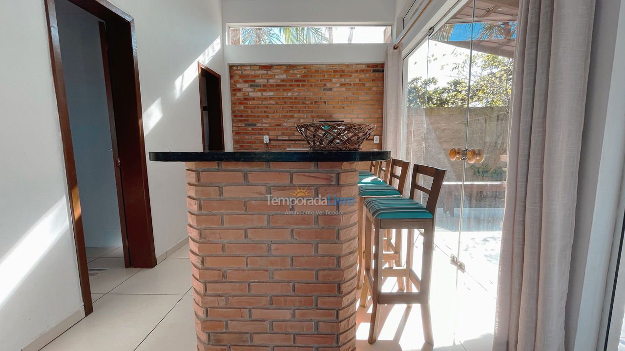 Casa para aluguel de temporada em Itapoá (Balneario Brandalize)