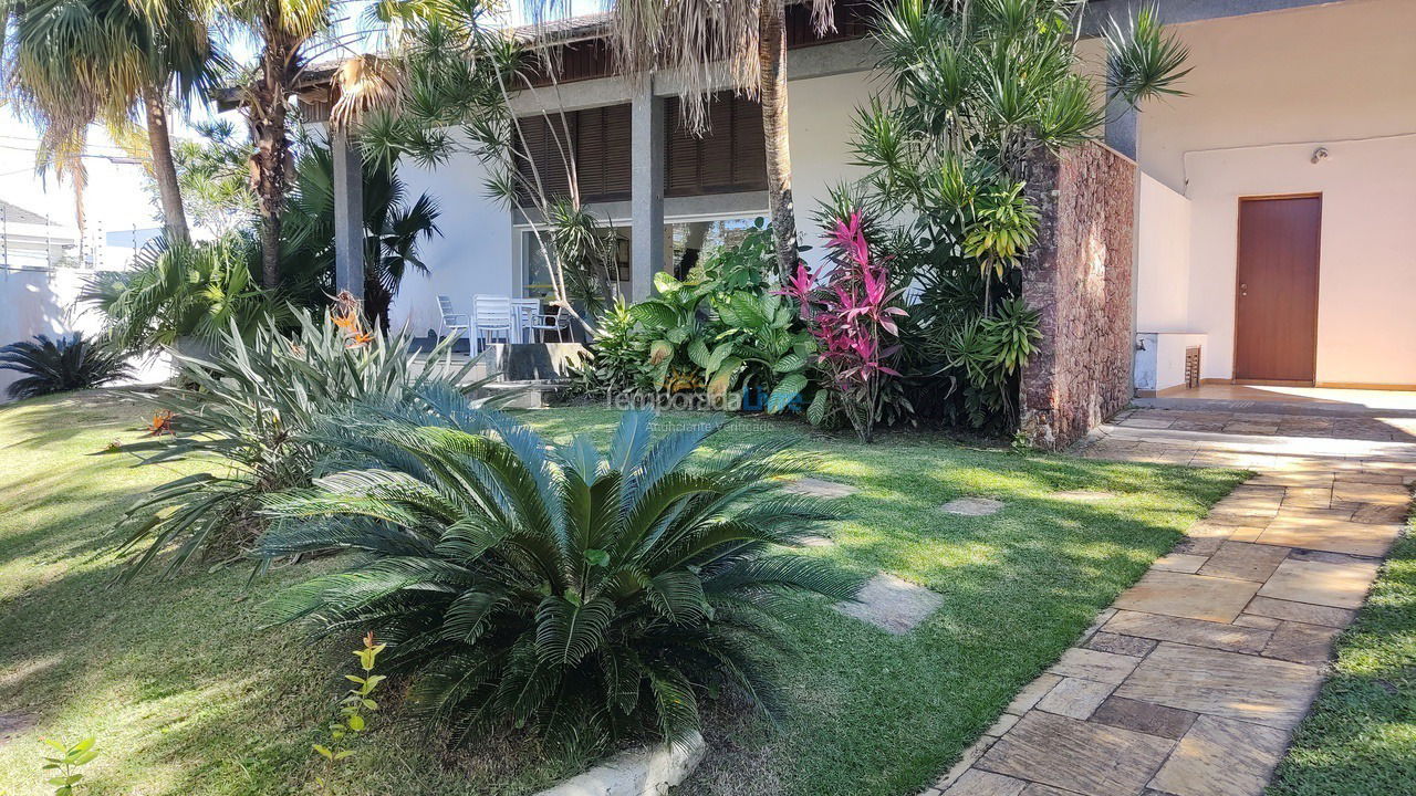 Casa para aluguel de temporada em Guarujá (Enseada)