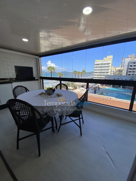 Apartamento para aluguel de temporada em Itapema (Meia Praia)