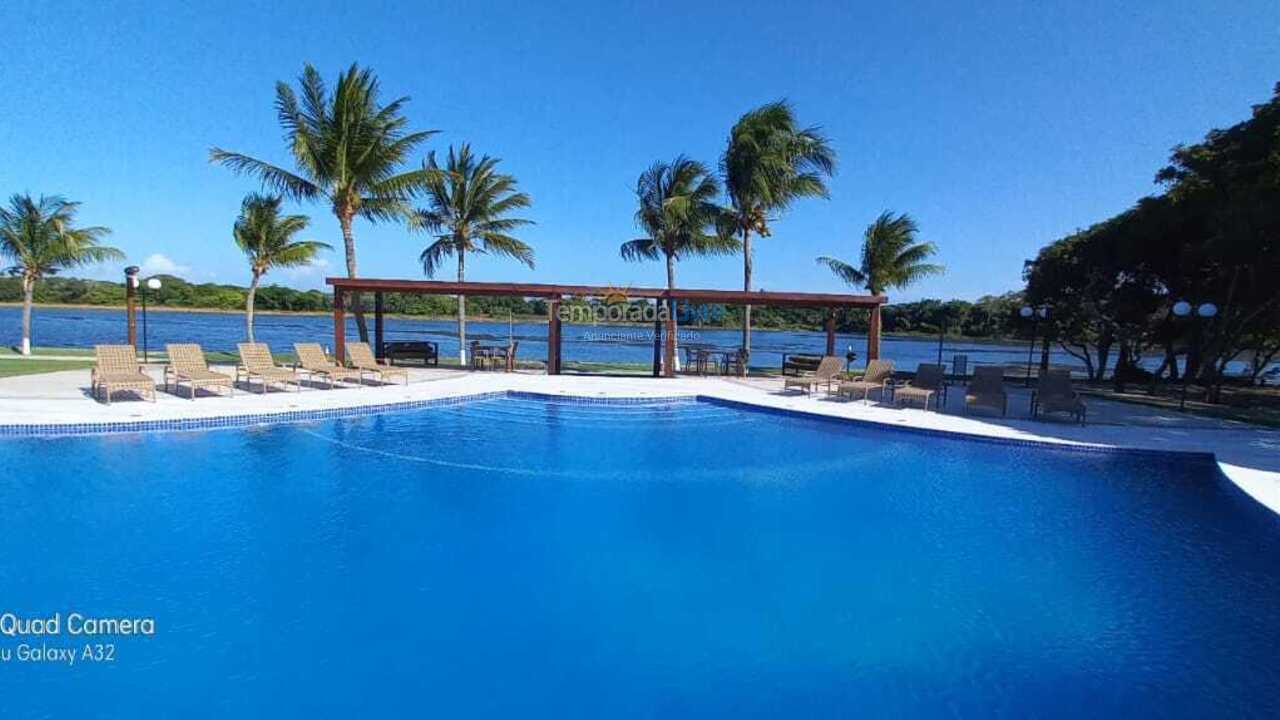 Casa para aluguel de temporada em Camaçari (Praia de Guarajuba)
