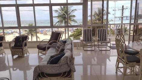 Praia das Pitangueiras - 02 bedrooms with terrace - View of the sea