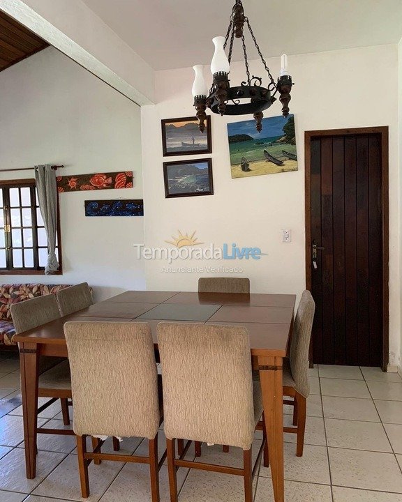 Casa para alquiler de vacaciones em Ubatuba (Condomínio Ressaca)