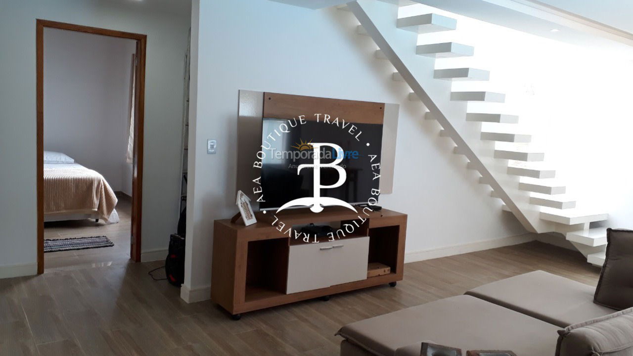Casa para aluguel de temporada em Armação dos Búzios (Praia Rasa)