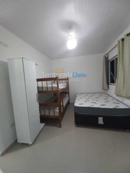 Casa para aluguel de temporada em Paraty (Trindade)