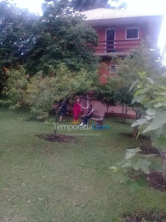 Casa para aluguel de temporada em Colombo (Colombro)