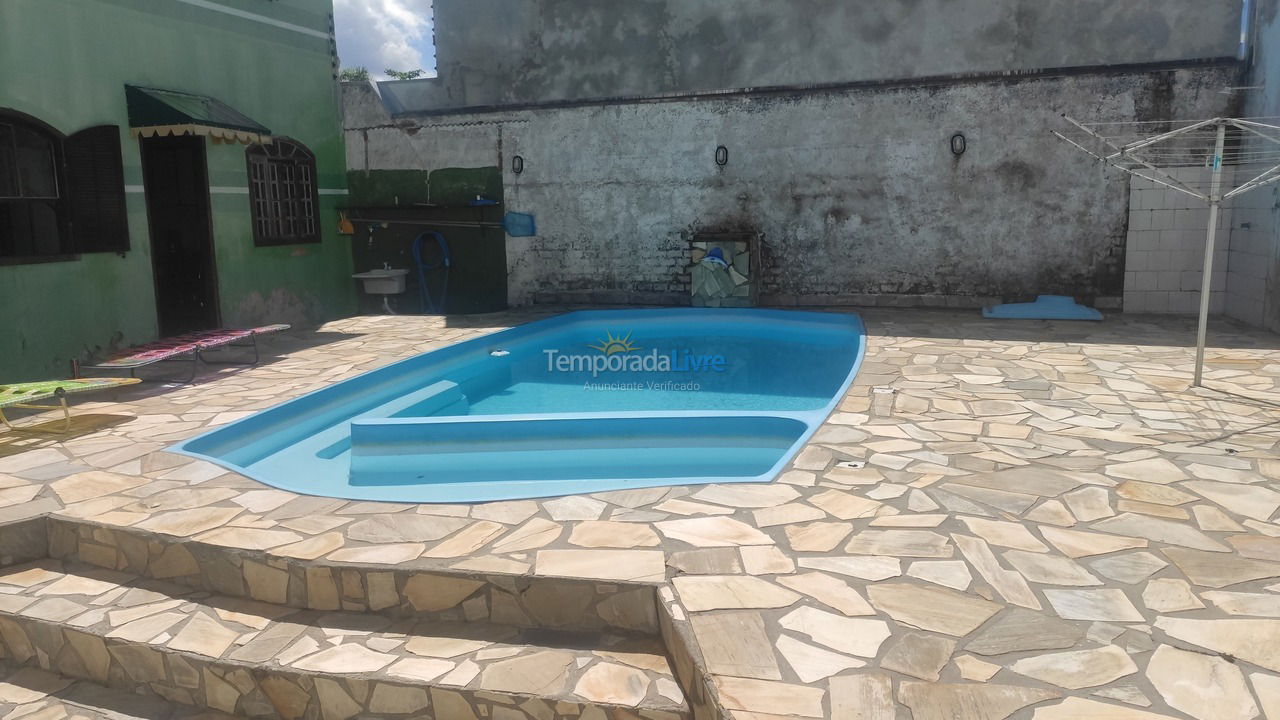 Casa para aluguel de temporada em Pontal do Paraná (Praia de Leste)