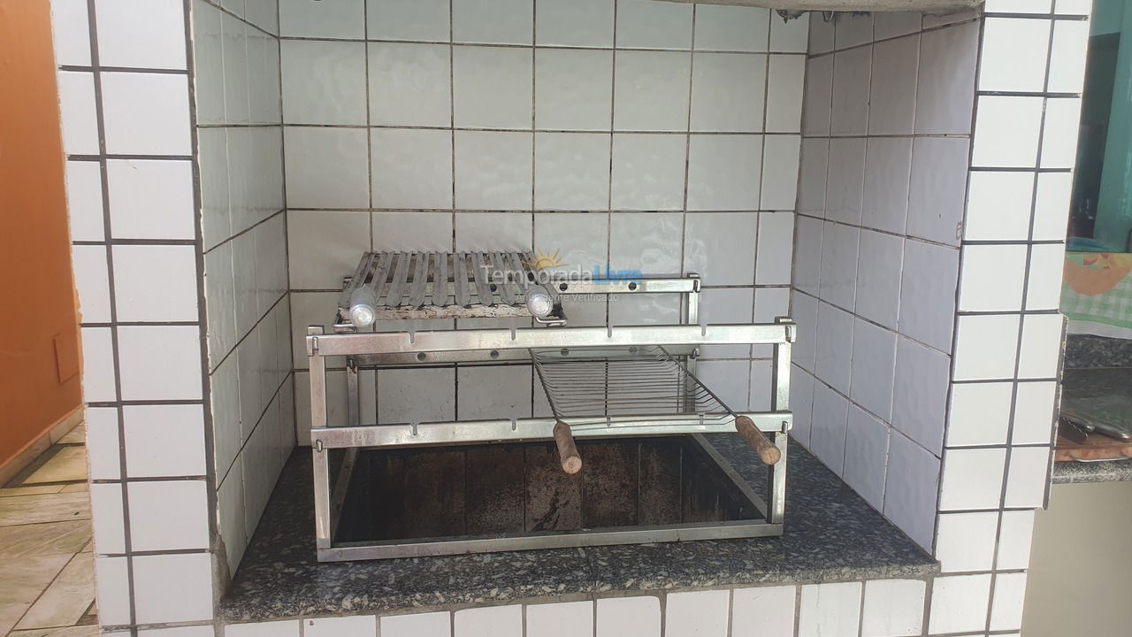 Casa para aluguel de temporada em Guarujá (Praia do Pernambuco)