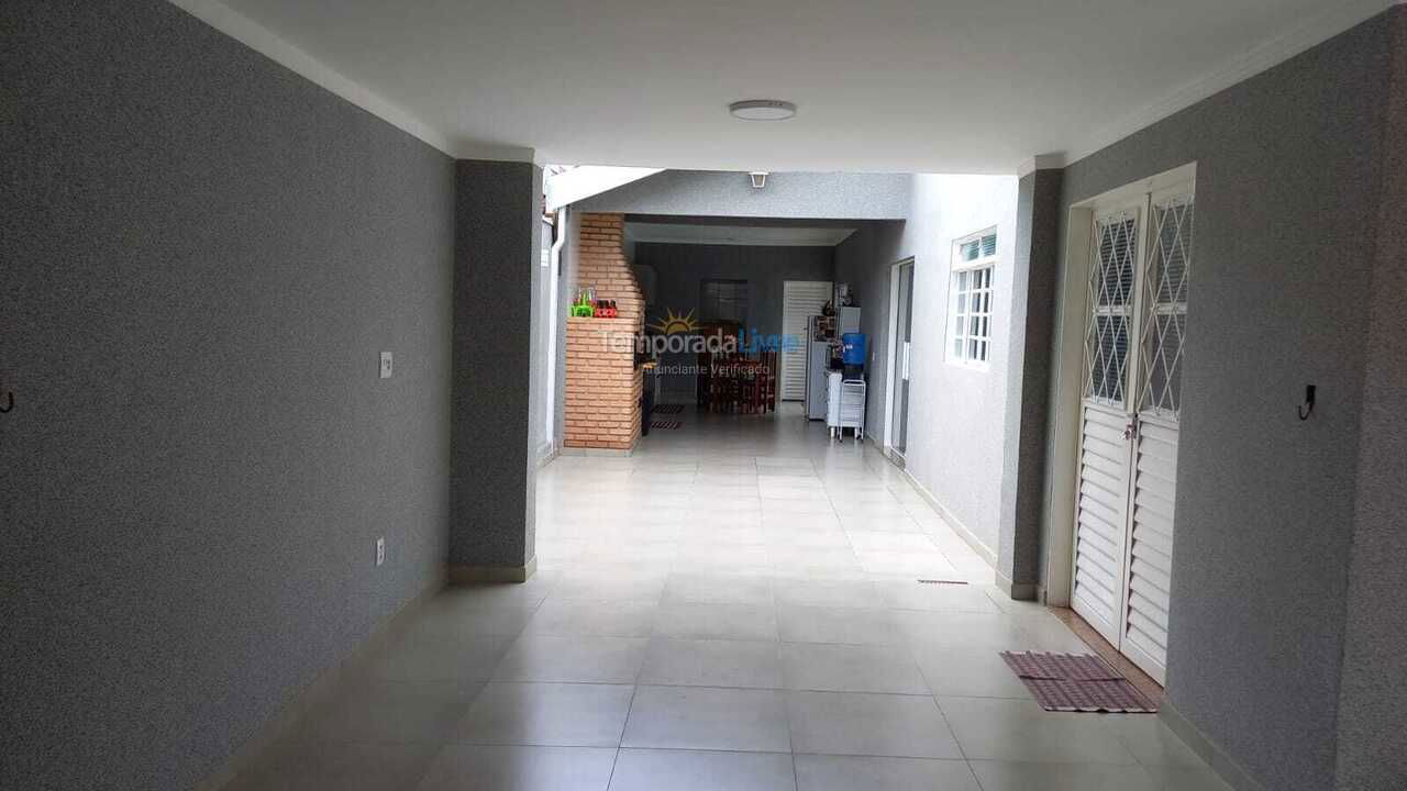 Casa para aluguel de temporada em Olímpia (Centro)