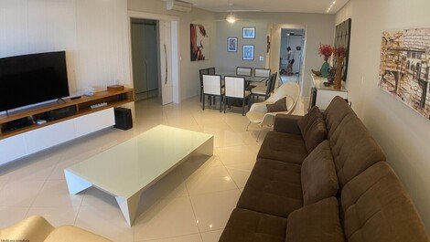 Seafront apartment in Riviera