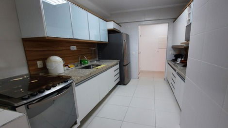 Apartamento pé na grama em Riviera de São Lourenço