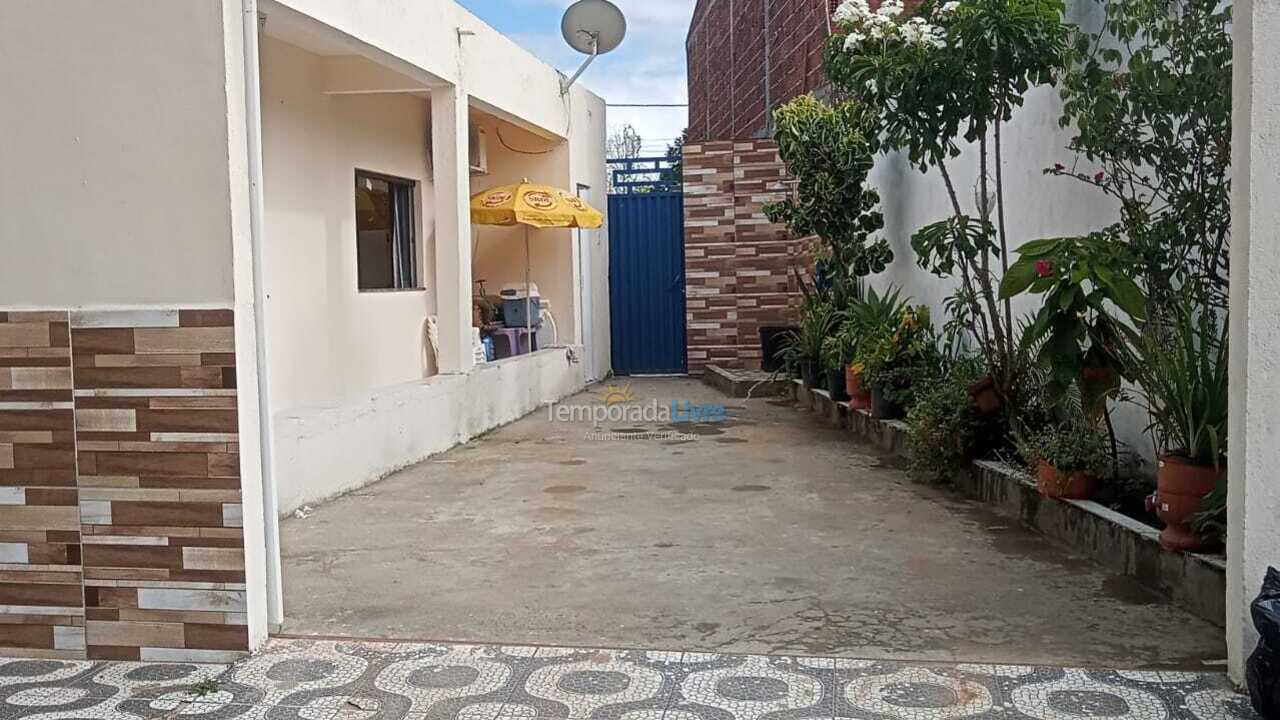 Casa para aluguel de temporada em Ilhéus (Vila Juerana)