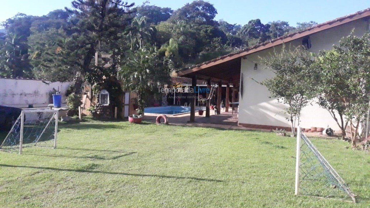 Casa para alquiler de vacaciones em Pedro de Toledo (Fazenda São José)