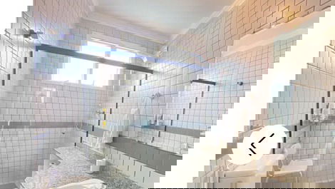 Lindo apartamento a 100 metros da praia