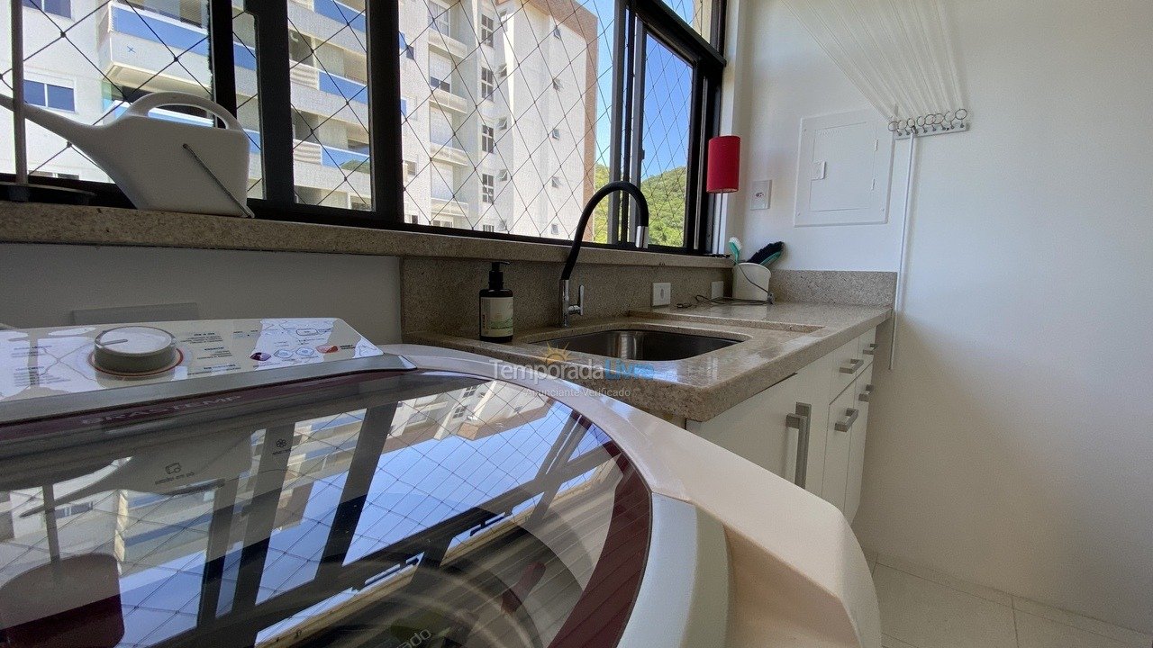 Apartamento para aluguel de temporada em Florianópolis (Saco Grande)