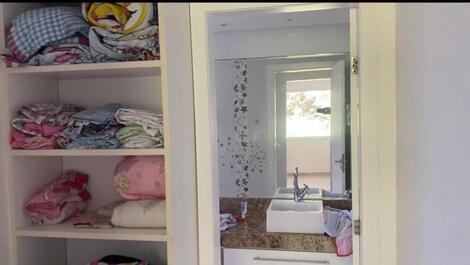 Excellent 4/4 house, 3 suites in Busca Vida, Salvador BA