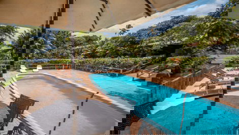 Casa Show 4 suítes Sinuca Condomínio Perto da praia Barra de Jacuípe