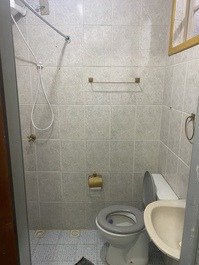 Banheiro andar inferior 