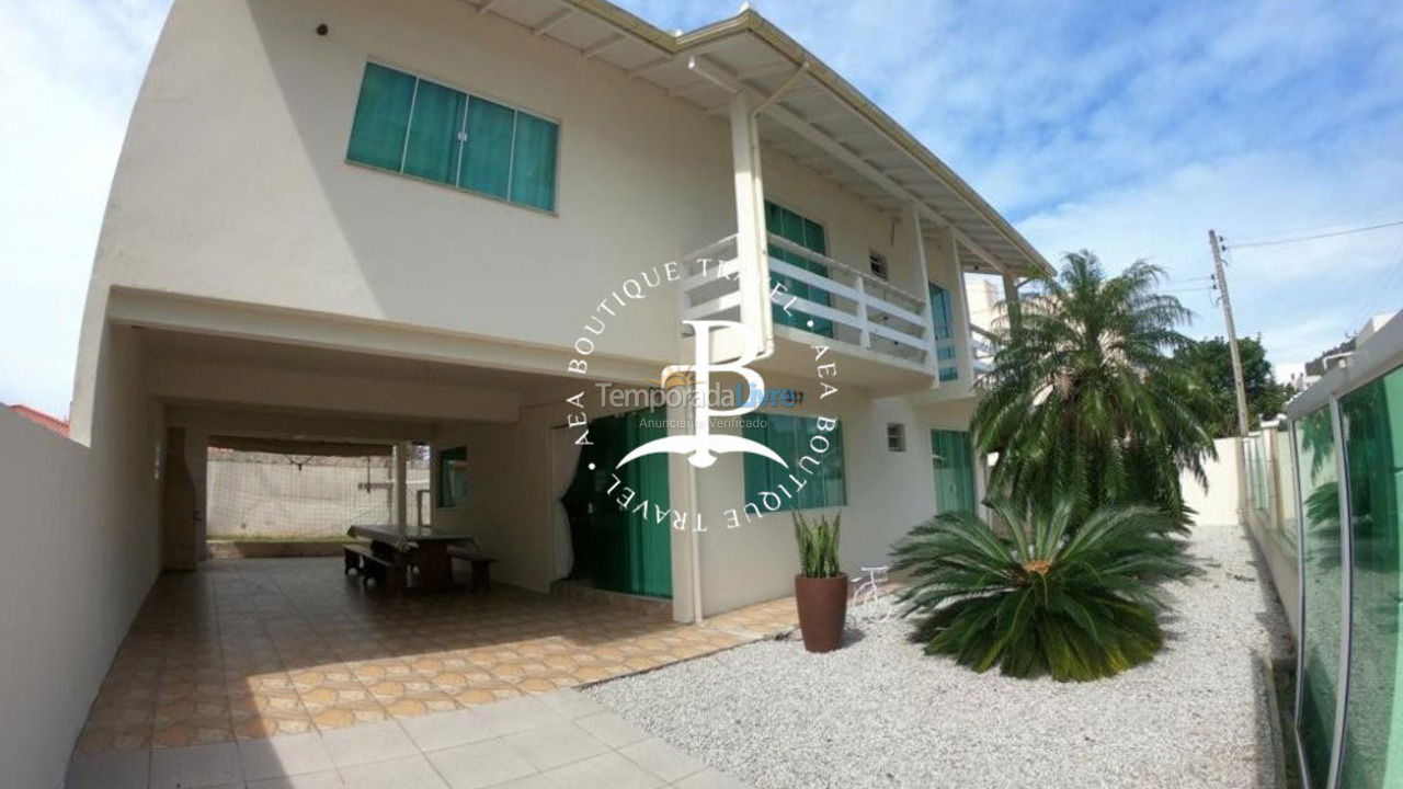 House for vacation rental in Governador Celso Ramos (Praia de Palmas)