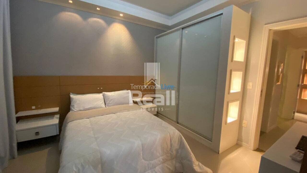 Apartment for vacation rental in Itapema (Meia Praia)