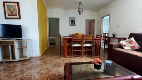 Casa 3 habitaciones, 1 suite, centro de Lagoa, hasta 6 personas