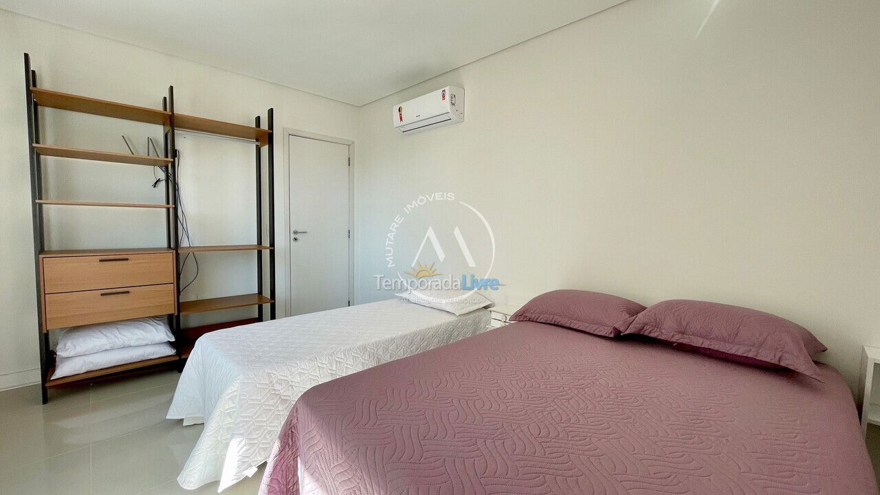 Apartment for vacation rental in Bombinhas (Canto Grande)