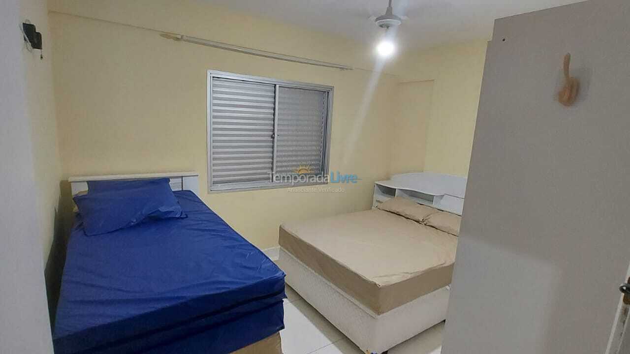 Apartamento para aluguel de temporada em Praia Grande (Praia do Caiçara)