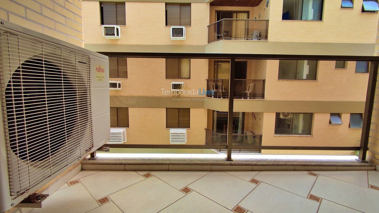 Apartment for vacation rental in Guarujá (Enseada)
