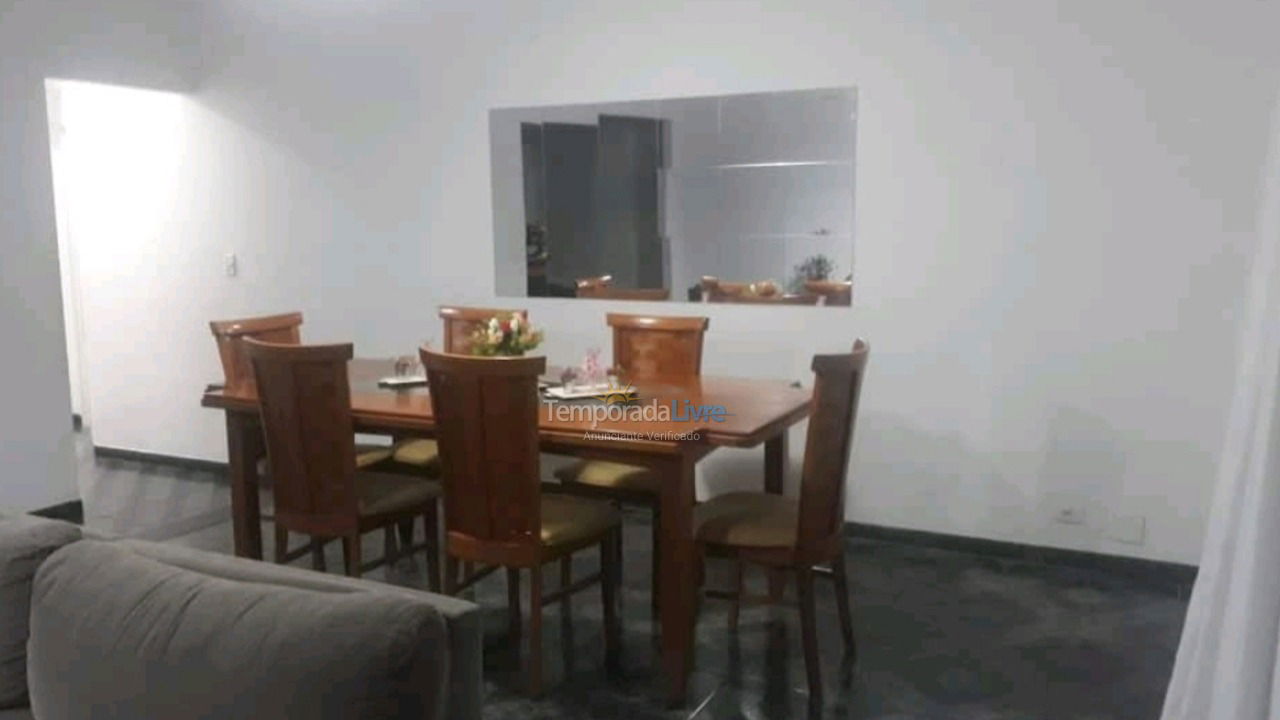 Apartamento para alquiler de vacaciones em Praia Grande (Vila Tupy)