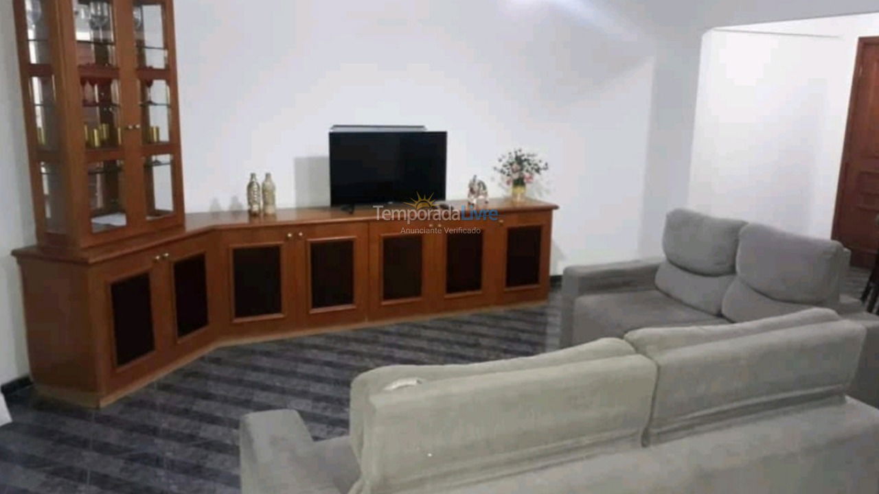 Apartamento para alquiler de vacaciones em Praia Grande (Vila Tupy)