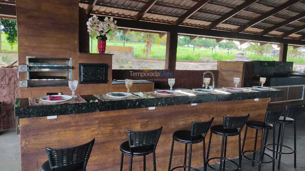 Granja para alquiler de vacaciones em Caldas Novas (Zona Rural Caldas Novas)