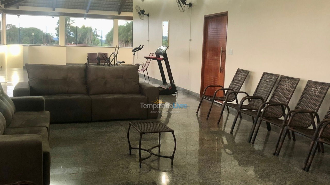 Granja para alquiler de vacaciones em Caldas Novas (Zona Rural Caldas Novas)
