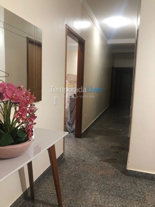 Granja para alquiler de vacaciones em Caldas Novas (Zona Rural Caldas Novas)