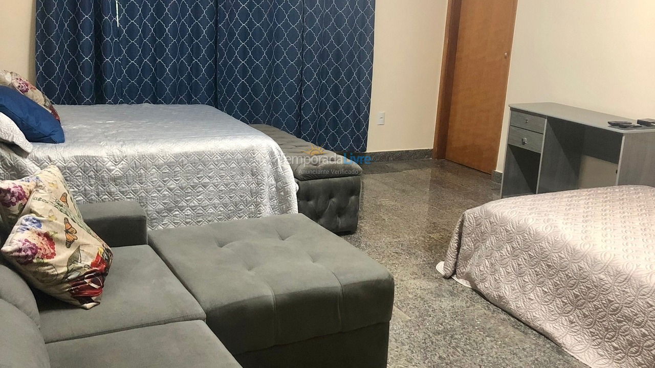 Granja para alquiler de vacaciones em Caldas Novas (Zona Rural Caldas Novas)