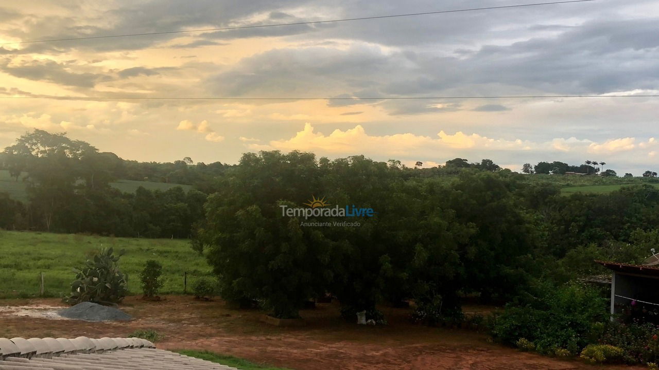 Granja para alquiler de vacaciones em Caldas Novas (Zona Rural Caldas Novas)