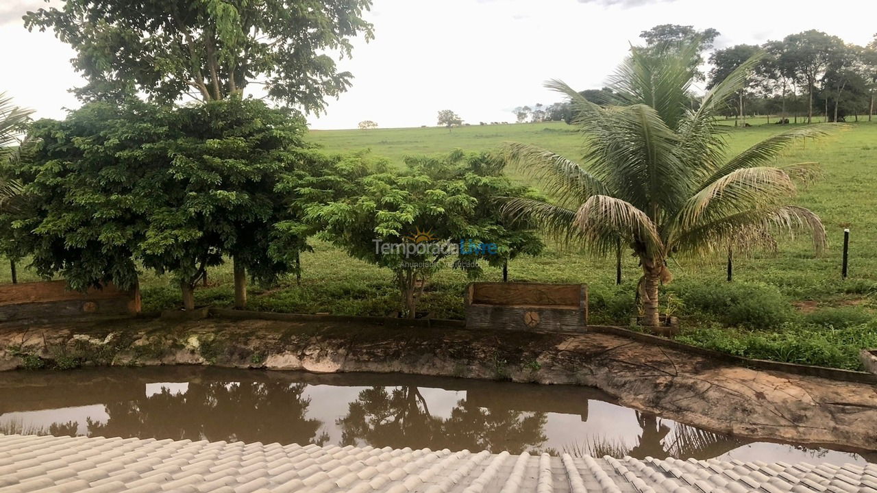 Granja para alquiler de vacaciones em Caldas Novas (Zona Rural Caldas Novas)
