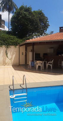 Casas com piscina no Aeroporto em Londrina