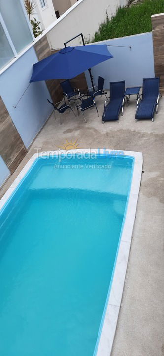 Casa para aluguel de temporada em Peruíbe (Bougainvillee)