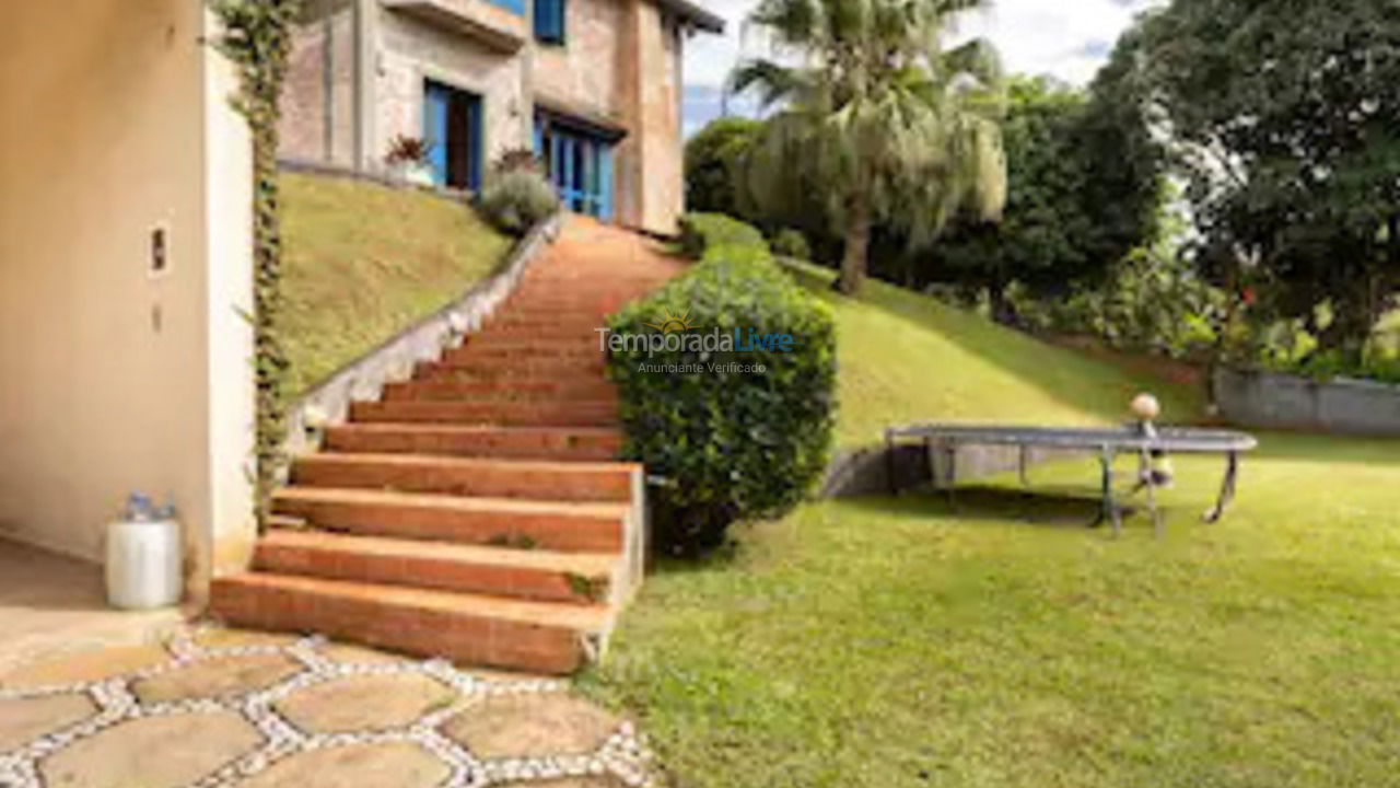 Casa para aluguel de temporada em Mairiporã (Lago do Imperador)