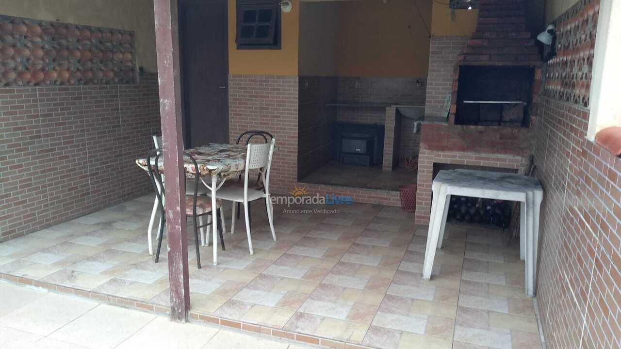 Casa para alquiler de vacaciones em Cabo Frio (Peró)