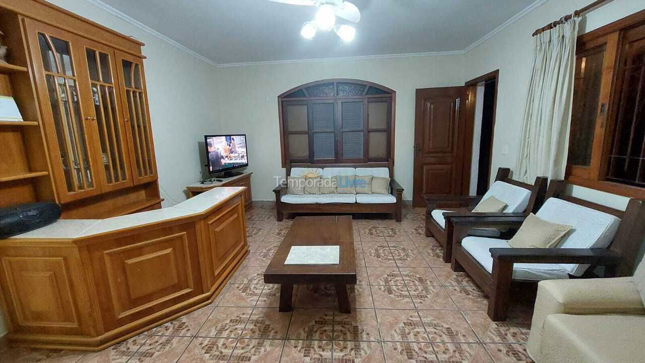 Casa para alquiler de vacaciones em Guarujá (Enseada)