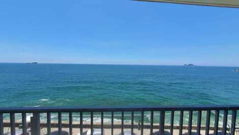 Apartment with full view of the sea, passionate location !!